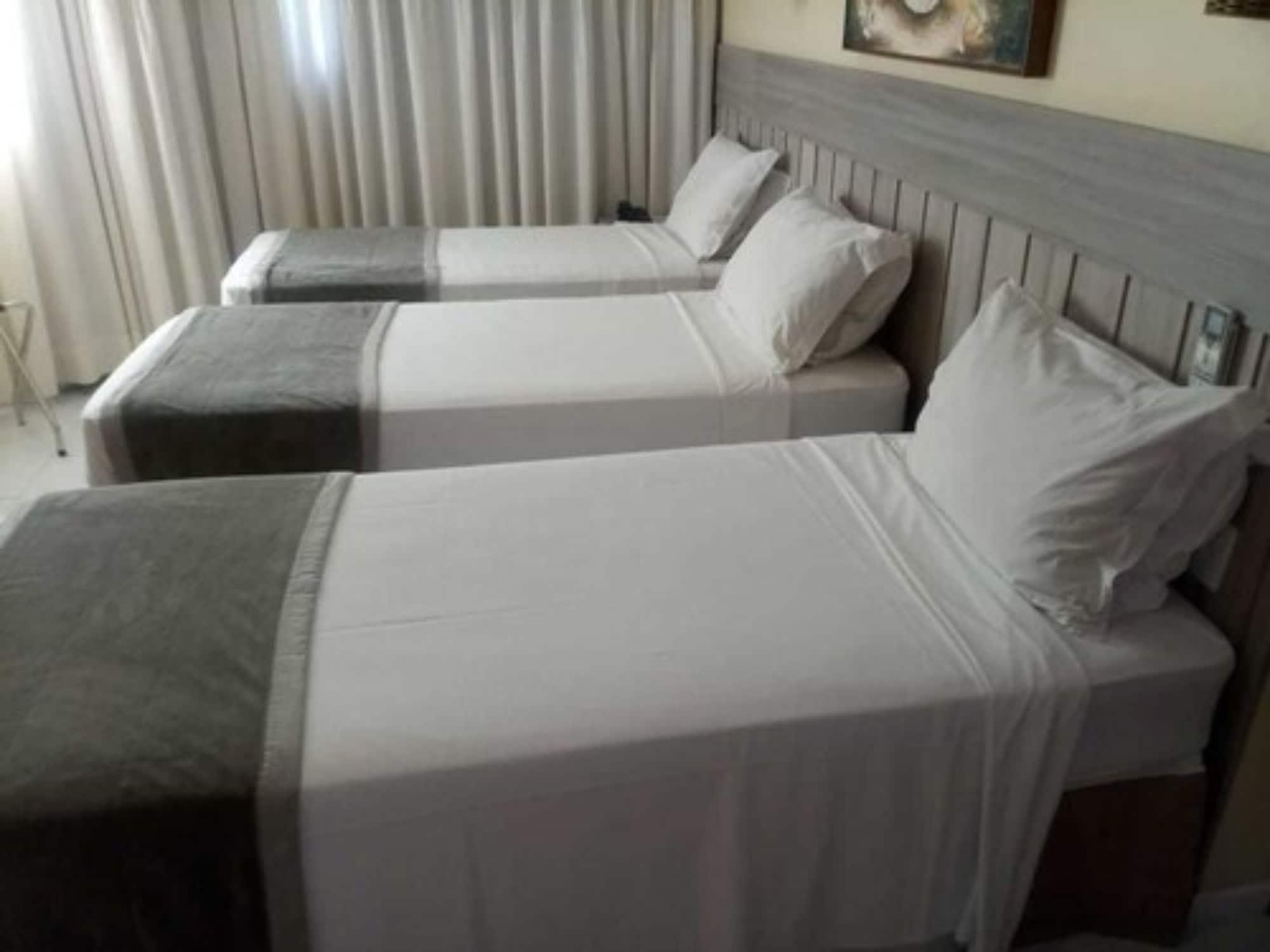Hotel Anahi จาบัวเทา โดส กัวราราเปส ภายนอก รูปภาพ