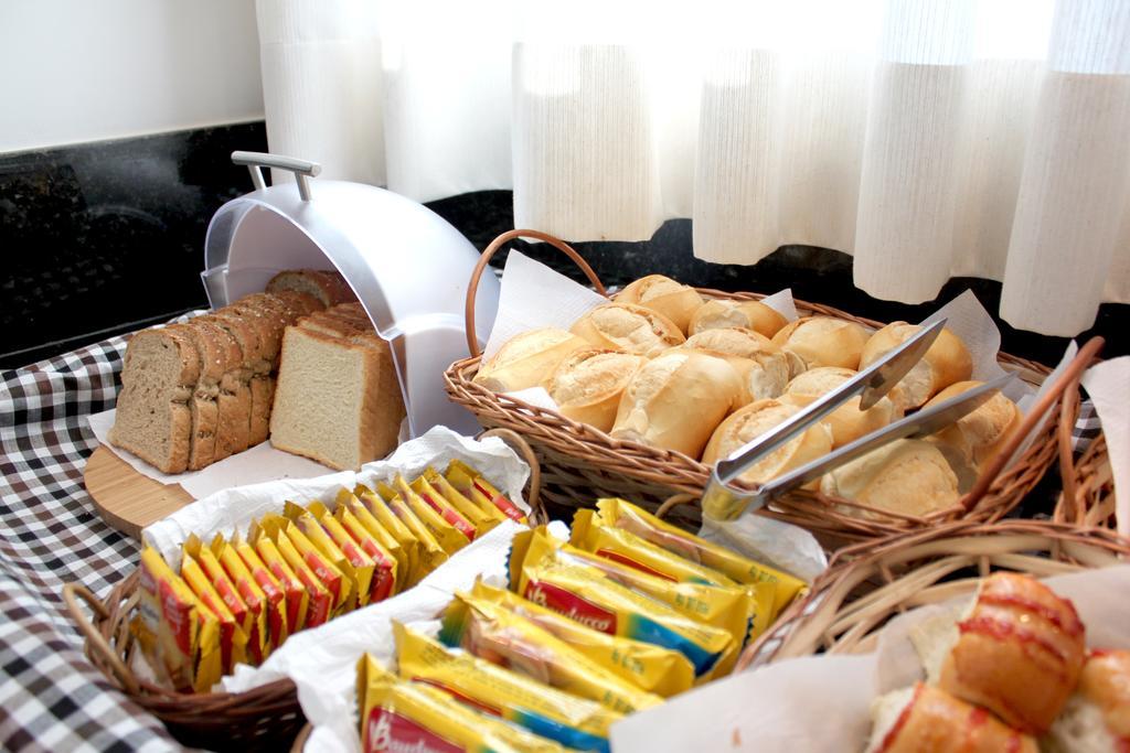Hotel Anahi จาบัวเทา โดส กัวราราเปส ภายนอก รูปภาพ