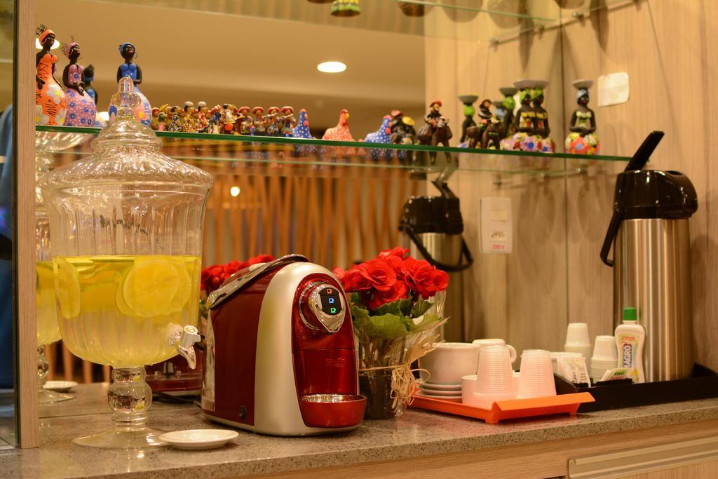 Hotel Anahi จาบัวเทา โดส กัวราราเปส ภายนอก รูปภาพ