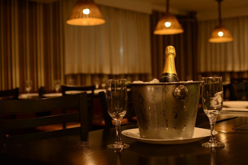 Hotel Anahi จาบัวเทา โดส กัวราราเปส ภายนอก รูปภาพ