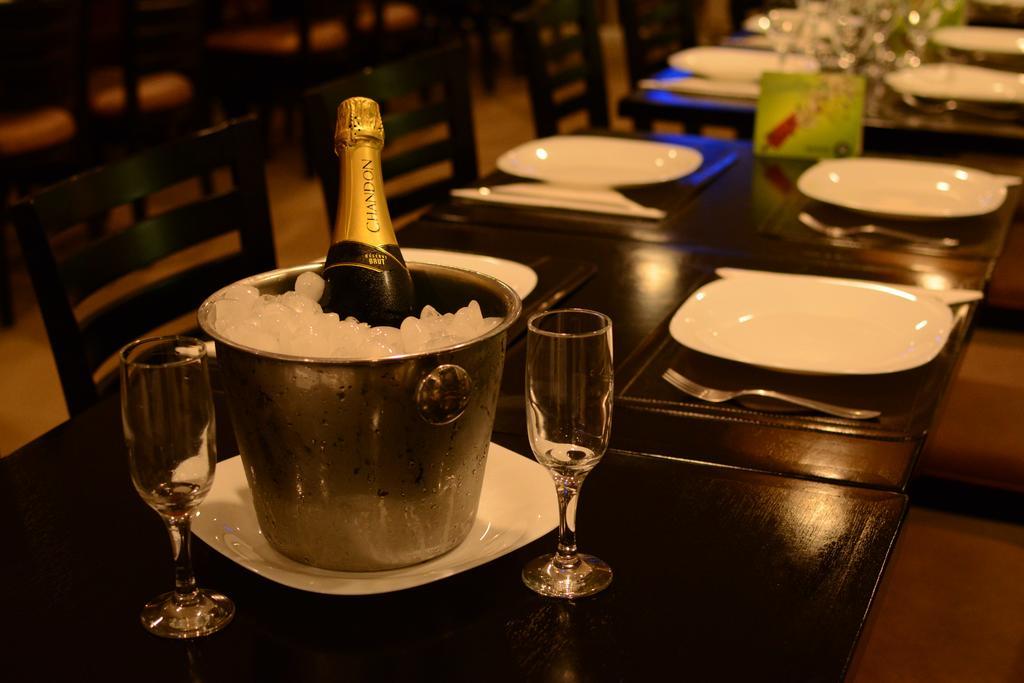 Hotel Anahi จาบัวเทา โดส กัวราราเปส ภายนอก รูปภาพ